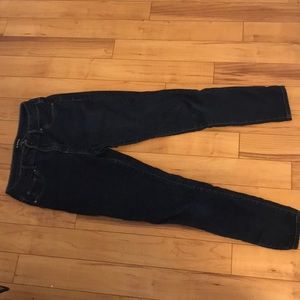 Size 10 women’s skinny jeans from: d.jeans